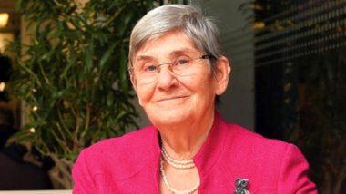 Doğru söyleyeni dokuz köyden kovarlar: Prof. Dr. Canan Karatay'a suç duyurusu