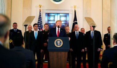 Trump'ın konuşmasındaki jest ve mimikleri sosyal medyanın gündemine oturdu