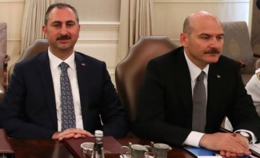 İki bakan arasında kriz