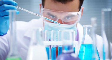 Bilim insanları koronavirüse karşı test edilecek 69 ilaç tespit etti