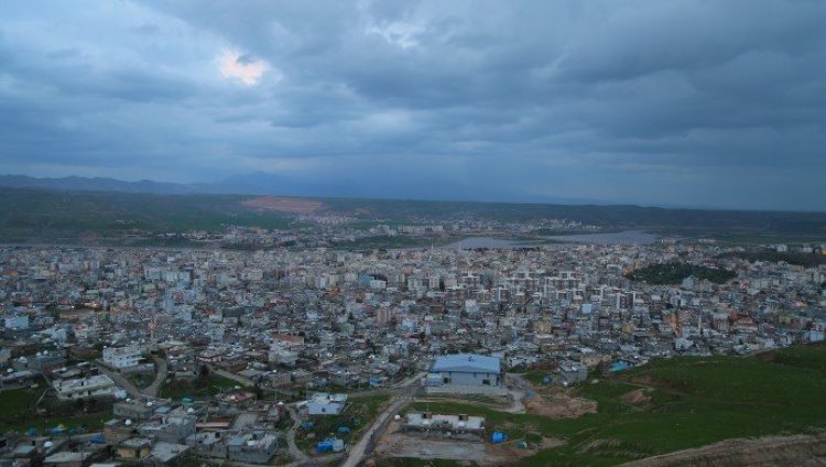 Cizre'de kafe çalışanlarına Kürtçe konuşma yasağı 