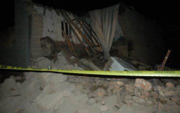 Diyarbakır'da kerpiç ev çöktü, 2 çocuk hayatını kaybetti