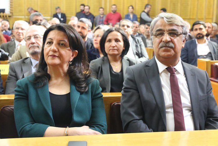 HDP: İktidar krizi yönetemiyor, uygulamaları salgını yaygınlaştırıyor