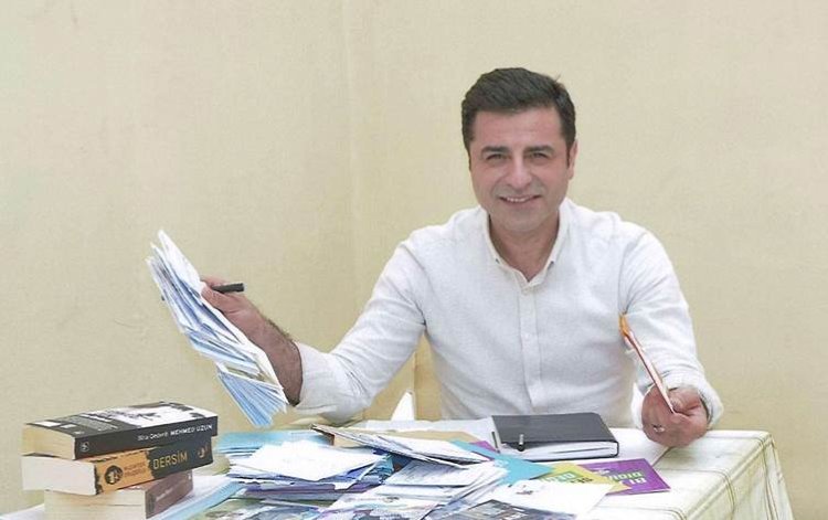 Demirtaş’ın avukatlarından tahliye başvurusu