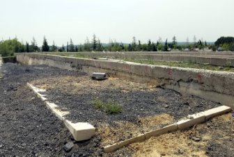 ÖHD’den cenazelerin kaldırıma gömülmesine ilişkin rapor