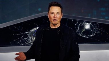 Elon Musk: Beş yıl içinde dil öğrenmeye gerek kalmayacak
