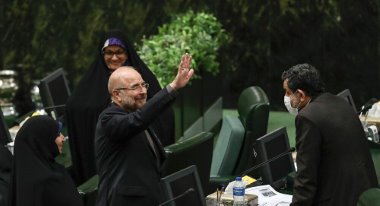 İran parlamentosuna muhafazakar başkan