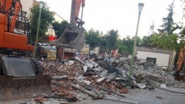 Kayyum, Celadet Ali Bedirxan Kütüphanesi yıktırdı