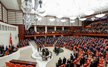 HDP'li bir vekilde korona tespit edildi