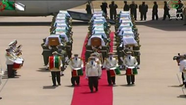 Fransa sömürgeciliğine karşı direnen 24 Cezayirlinin naaşları 170 yıl sonra ülkelerine döndü