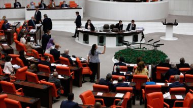 TBMM Genel Kurulunda AK Parti ile HDP milletvekilleri arasında tartışma