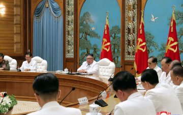 Kuzey Kore'de ilk Kovid-19 vakası şüphesi