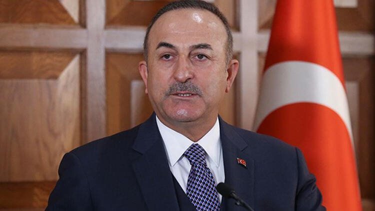 Çavuşoğlu, Fransa'nın özür dilemesi gerektiğini söyledi