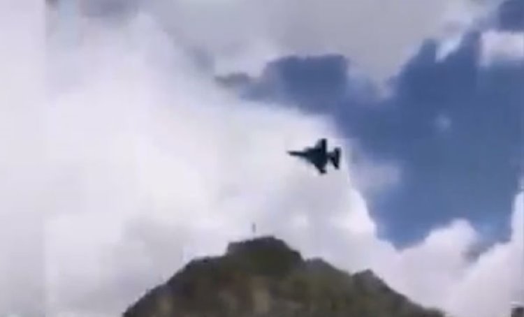 Türk F-16'lar Ermenistan sınırında gövde gösterisi yaptı