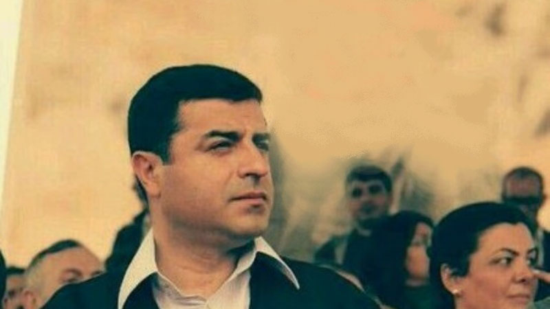 Demirtaş'tan 'devletin içinde gizli şekilde örgütlenmiş yapı' mesajı