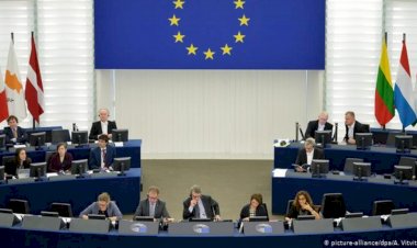 AP'den Ankara'ya sert mesajlar