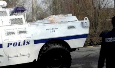 Hakkari'de 22 gözaltı: Aralarında engelli ve yaşlılar da var