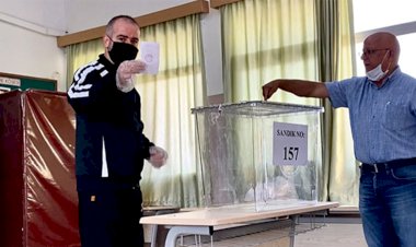 KKTC cumhurbaşkanlığı seçiminde ikinci tur için sandık başında
