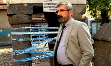 Tahir Elçi davası sanıksız başladı: Üç polis ve bir PKK’li yargılanıyor..