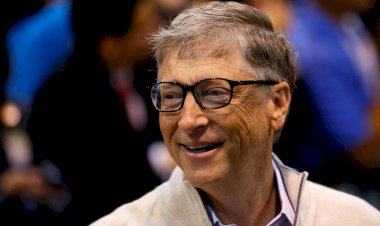 Bill Gates, Koronavirüs aşısı için tarih verdi!