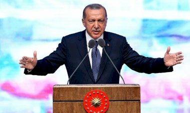 Erdoğan Van'dan seslendi: 'Ekonomimizi kuşatmaya kalktılar, kurtuluş savaşındayız'