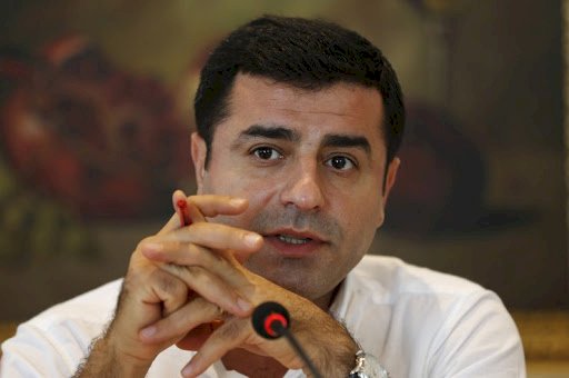 Selahattin Demirtaş'tan 'Kobane' tutuklamaları için uyarı