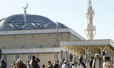 Avusturya'da radikal camilerin kapatılması talimatı verildi