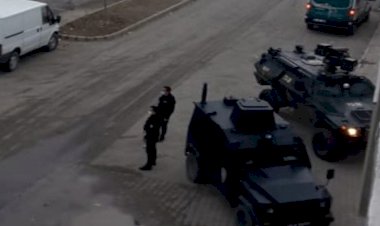 Cizre'de ev baskınları: 10 kişi gözaltına alındı