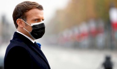 Macron: İfade özgürlüğü hakkını başkalarını şoke ettiği için değiştirmeyeceğiz