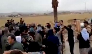 YBŞ taraftarları Şengal’de Irak’a ait kontrol noktasını yaktı