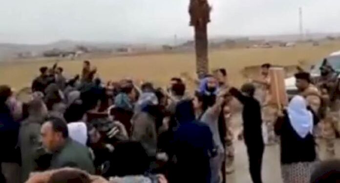 YBŞ taraftarları Şengal’de Irak’a ait kontrol noktasını yaktı