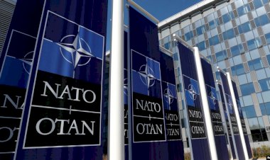 Macron Türkiye konusunda NATO Genel Sekreteri'ni aradı