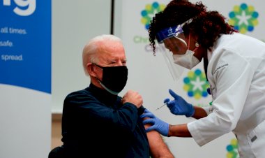 Joe Biden, kameraların önünde Covid-19 aşısı oldu