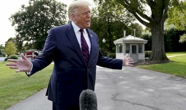 Trump 3 ülkenin liderine madalya verdi