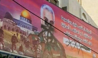 Gazze’liler Hamas’ın astığı Kasım Süleymani’nin posterlerini indirdi