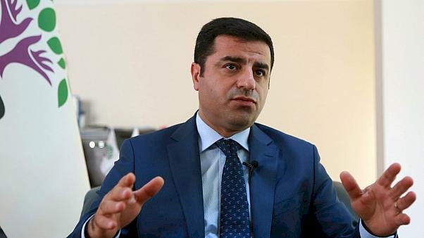 Selahattin Demirtaş: Erdoğan'ın tek çıkış yolu erken seçim