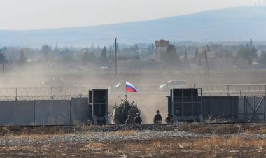 Suriye'de Rus üssüne bombalı saldırı