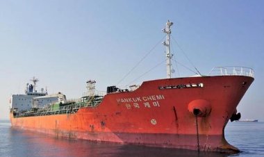 İran, Güney Kore bandıralı petrol tankerine el koydu