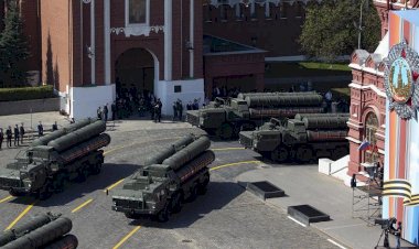 Hindistan-ABD ilişkileri S-400 alımı nedeniyle geriliyor