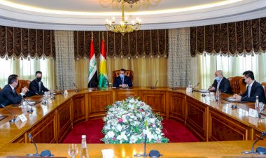 Mesrur Barzani, Bağdat’la müzakere heyetiyle bir araya geldi