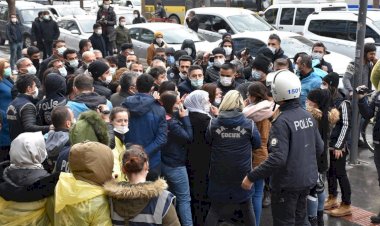 Van'daki Yürüyüşle İlgili 9 Milletvekili Hakkında Soruşturma Başlatıldı