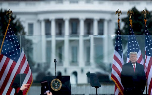 Cumhuriyetçi Senatör: Trump, azline yol açabilecek suçlar işledi