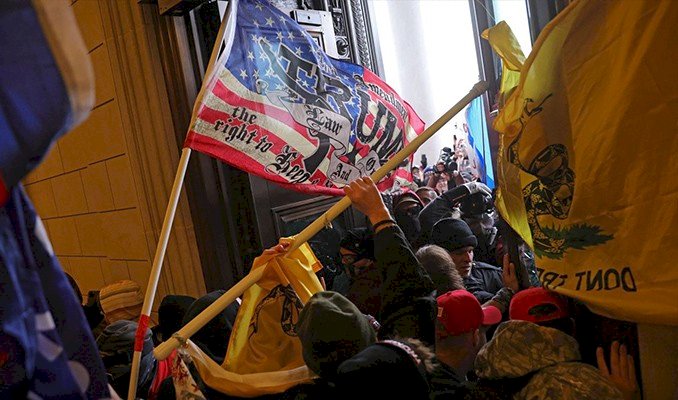 FBI: ABD'nin 50 eyaletinin kongrelerinde silahlı protesto planlanıyor