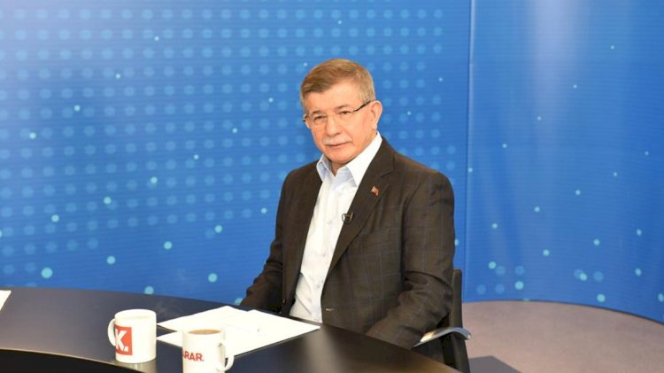 Davutoğlu: Erdoğan vesayet altında; bir adım sonra o da tasfiye edilecek