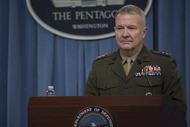 CENTCOM Komutanı McKenzie'den 'İran' mesajı