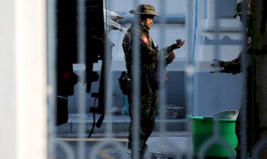 Myanmar'da askeri darbe! Ülke lideri ve devlet başkanı gözaltına alındı