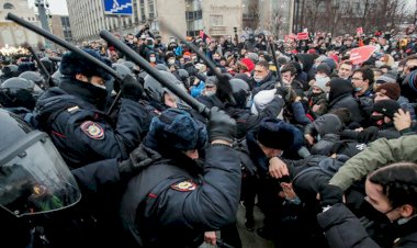 Rusya'da protestolar: Navalny'ın eşi de dahil yaklaşık 5 bin kişiye gözaltı