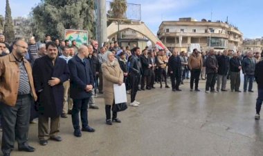 Suriye hükumet güçleri iki Kürt semtini ablukaya aldı!