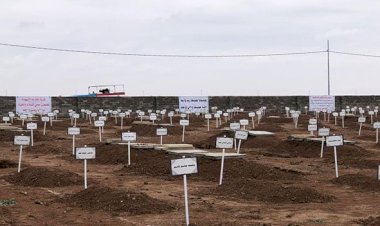 Şengal’de 104 Ezidi Kürt’ün naaşı toprağa veriliyor