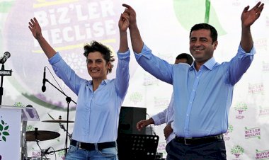 Başak Demirtaş 'Selahattin Demirtaş hapisten çıktıktan sonra tekrar siyasete girecek mi?' sorusunu yanıtladı